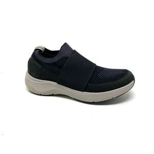CLARK WOMEN'S WAVE 2.0 STEP Black SHOE WIDE